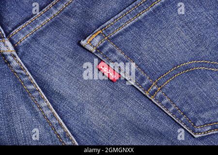 New Delhi, India, 30 ottobre 2019:- levi's tag sui jeans Foto Stock