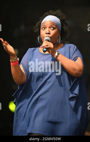 18 settembre 2021, Leeds, South Yorkshire, U.K: Angie Brown Performing at , Lets Rock 80s , Leeds , UK , 18.09.2021 (Credit Image: © Robin Burns/ZUMA Press Wire) Foto Stock