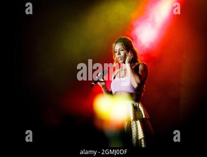 Kelli-Leigh, nel Parco Concerti, Garon Park, Southend, Essex © Clarissa Debenham / Alamy Foto Stock