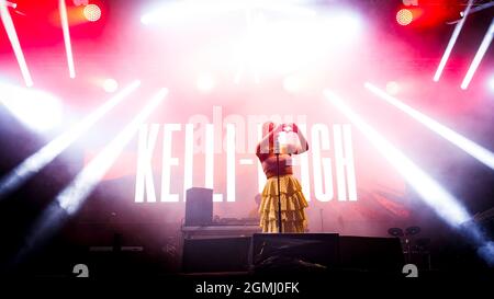 Kelli-Leigh, nel Parco Concerti, Garon Park, Southend, Essex © Clarissa Debenham / Alamy Foto Stock