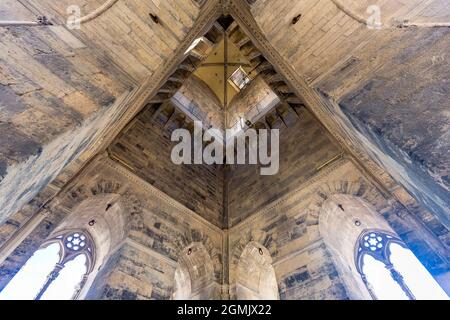 Firenze, Italia - 17 agosto 2021: Vista su piazza del Duomo a Firenze, Battistero di San Giovanni è visibile. Foto Stock