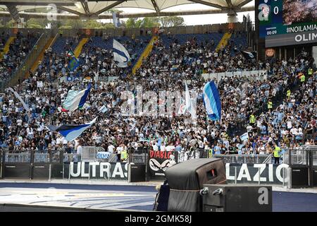 Stadio Olimpico, Roma, Italia. 19 Settembre 2021. Italian Series A football, SS Lazio versus Cagliari Calcio; Lazio's Supporters Credit: Action Plus Sports/Alamy Live News Foto Stock