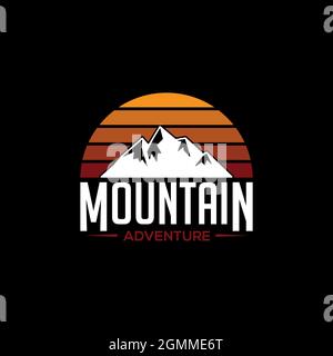 mountain Adventure Vector illustrazioni, tramonto esterno picco logo design Vector Illustrazione Vettoriale