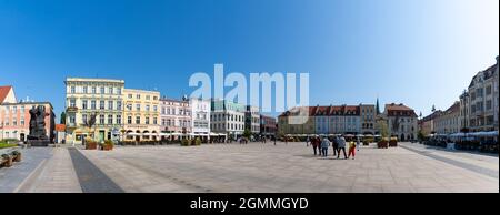 Bygdoszcz, Polonia - 7 settembre 2021: Vista panoramica della storica piazza Stary Rynek nella città vecchia di Bygdoszcz Foto Stock