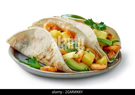 Piatto di cibo messicano Tacos isolato su sfondo bianco Foto Stock