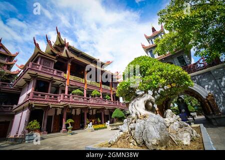 Thien Hung pagoda nella provincia di Binh Dinh Vietnam centrale Foto Stock