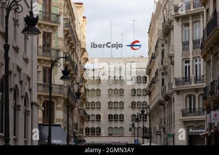 VALENCIA, SPAGNA - 13 SETTEMBRE 2021: L'Ibercaja è una banca spagnola con sede a Saragozza Foto Stock