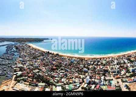 Vita quotidiana nella provincia di Binh Dinh Vietnam centrale Foto Stock