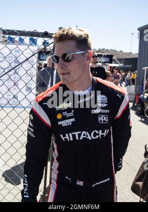 Settembre 19 2021 Monterey, CA, U.S.A. Team Penske driver Josef Newgarden in pit durante il NTT Firestone Grand Prix di Monterey Race al Weathertech Raceway Laguna Seca Monterey, CA Thurman James/CSM Foto Stock