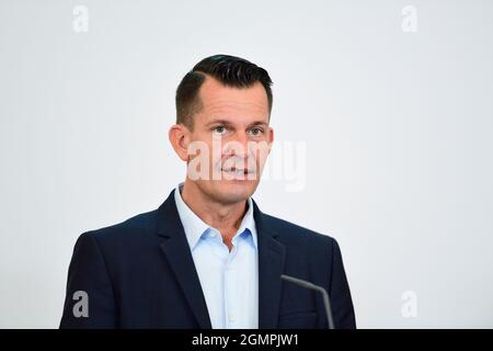 Vienna, Austria. 20th Set, 2021. Dichiarazioni stampa con il ministro della Sanità Wolfgang Mückstein (i Verdi) sulla regolamentazione del turismo invernale. Foto Stock