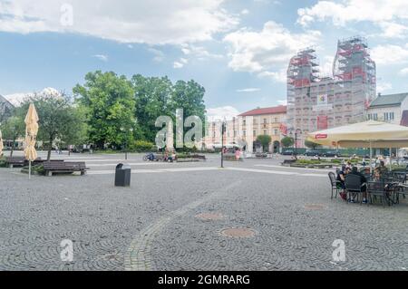 Zilina, Slovacchia - 5 giugno 2021: Piazza della Vergine Maria (Marianske namesti). Foto Stock