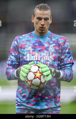 Milano, 15 settembre 2021. Andriy Lunin del Real Madrid durante il riscaldamento prima della partita della UEFA Champions League a Giuseppe Meazza, Milano. Il credito d'immagine dovrebbe essere: Jonathan Moscrop / Sportimage Foto Stock