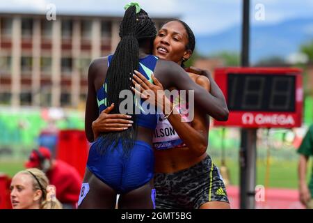 Athing Mu (USA) termina gli 800m in 1:55.04 durante il 46° Prefontaine Classic, sabato 21 agosto 2021, a Eugene, (Dylan Stewart/immagine di Spor Foto Stock