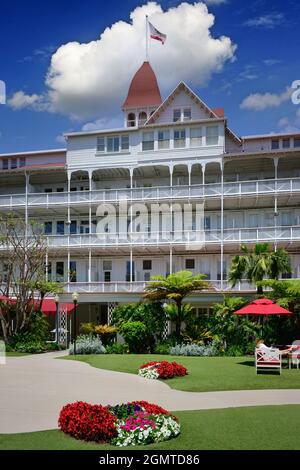 Cortile interno del resort in stile vittoriano, Hotel del Coronado, Curio Collection by Hilton, una iconica presenza fronte oceano dal 1888, Coronado, CA Foto Stock