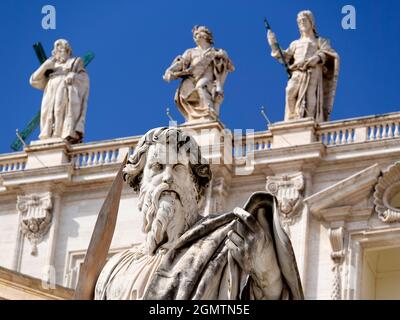 Il Vaticano, Roma, Italia - Ottobre 2011; il Vaticano a Roma, Italia, è il cuore spirituale e temporale della Chiesa Cattolica Romana. Design princi Foto Stock