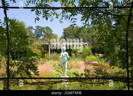 Waterperry Gardens, Oxfordshire - Luglio 2012; Waterperry Gardens sono nel villaggio di Waterperry vicino Wheatley est di Oxford in Oxfordshire, Englan Foto Stock