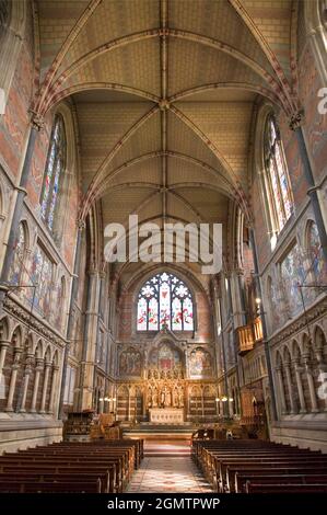 Oxford, Oxfordshire, Regno Unito; uno dei college più grandi di Oxford è anche uno dei suoi più recenti. Keble è stato fondato nel 1870, e sia il suo esterno che int Foto Stock