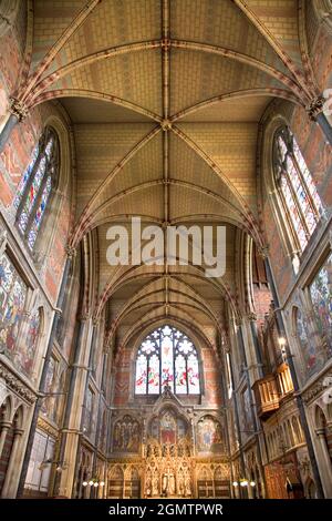 Oxford, Oxfordshire, Regno Unito; uno dei college più grandi di Oxford è anche uno dei suoi più recenti. Keble è stato fondato nel 1870, e sia il suo esterno che int Foto Stock