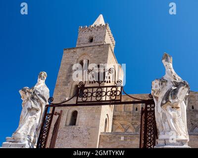 Cefalù, Sicilia, Italia - 25 settembre 2019; nessuna gente in shot. L'antica città siciliana di Cefal, sulla costa settentrionale della Sicilia, risale al 200 Foto Stock