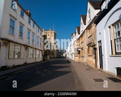 Oxford, Inghilterra - 29 marzo 2019 la storica città di Oxford ha molti luoghi famosi, monumenti e college universitari da vedere. Ma proprio come interestin Foto Stock