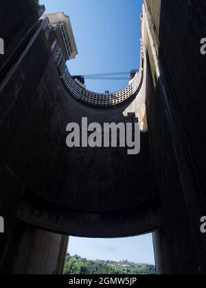 La panoramica Valle del Douro, che si estende dalla costa atlantica di Porto fino alla Spagna Centrale, è stata la prima regione vinicola al mondo Foto Stock