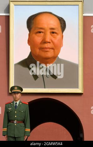 Pechino, Cina - 17 ottobre 2006 Tienanmen significa 'porta della Pace celeste' (Tien' - Cielo, 'An' - Pace, 'Men' - porta). Costruito per la prima volta intorno al 1420 nel Foto Stock