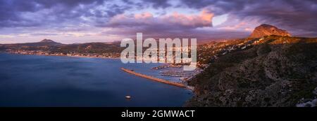 Panorama di Javea all'alba (Alicante - Spagna) Foto Stock