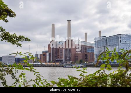 La centrale elettrica di Battersea si avvicina al completamento della ristrutturazione. Londra, Regno Unito. 20 settembre 2021. Foto Stock