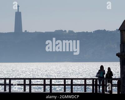 Con una storia che risale all'epoca preistorica, Lisbona è una delle città più antiche d'Europa e della worldÕs . Ora capitale del Portogallo, si trova su Foto Stock