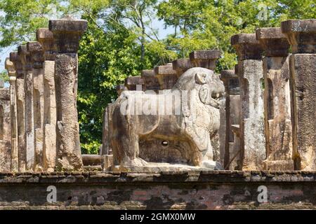 Polonnawura, Sri Lanka - 10 febbraio 2014; uno dei regni più antichi dello Sri Lanka, Polonnaruwa fu dichiarata per la prima volta capitale dal re VI Foto Stock