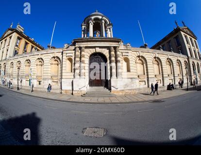 Il Queen's College è un college costituente dell'Università di Oxford, Inghilterra. Il collegio è stato fondato nel 1341 da Robert de Eglesfield in onore o Foto Stock