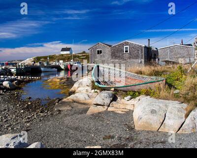 Peggy's Cove, Nova Scotia, Canada - 11 ottobre 2013 Peggy's Cove è un piccolo e pittoresco villaggio di pescatori situato sulla costa orientale della baia di St. Margarets Foto Stock