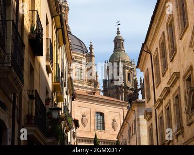 Salamanca, Spagna - 13 Aprile 2017 Salamanca è un'antica città della Spagna nordoccidentale; è anche la capitale della provincia di Salamanca in Castiglia A. Foto Stock