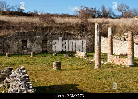 Sito archeologico di Alba Fucens, massa d'Albe, l'Aquila, Abruzzo, Italia, Europa Foto Stock