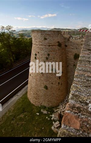 Keep, Mura, Urbino, Marche, Italia, Europa Foto Stock