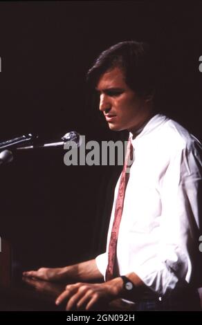 Austin Texas USA, circa 1985: Il co-fondatore di Apple STEVEN JOBS parla all'Unione studentesca dell'Università del Texas. ©Bob Daemmrich Foto Stock