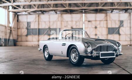 Non esclusiva: ***NESSUNA MAIL ONLINE A MENO CHE NON SIA D'ACCORDO***The Little Car Company, Aston Martin e EON Productions hanno annunciato oggi il lancio di un No Time to D. Foto Stock