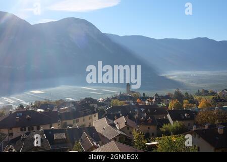 Cortaccia in autunno, la Strada del Vino in Alto Adige Foto Stock