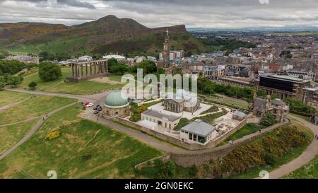 Vista aerea di Calton Hill a Edimburgo Foto Stock