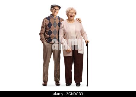Uomo anziano e donna in abbraccio isolato su sfondo bianco Foto Stock
