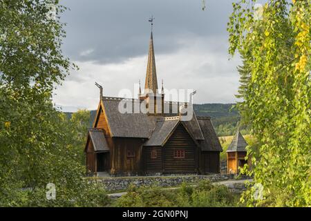 Chiesa di Garmo Stave, Museo all'aperto di Maihaugen, Lillehammer, Innlandet, Norvegia Foto Stock