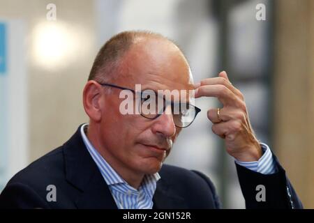 Roma, Italia. 21 settembre 2021. Il segretario del Partito democratico Enrico Lettadurando la presentazione del libro 'trana vita, la mia' alla Galleria colonna di Roma. Roma, 21 Settembre 2021 Foto Samantha Zucchi Insidefoto Credit: Ininsidefoto srl/Alamy Live News Foto Stock