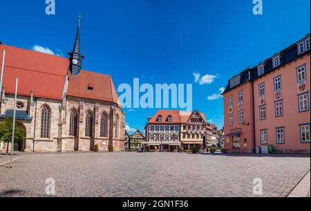 Altmarkt e Stadtkirche St. Georg a Schmalkalden, Turingia, Germania Foto Stock