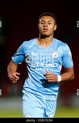 Doncaster, Regno Unito. 21 settembre 2021. Tai Sodje #60 di Manchester City U21 a Doncaster, Regno Unito il 9/21/2021. (Foto di ben Early/News Images/Sipa USA) Credit: Sipa USA/Alamy Live News Foto Stock