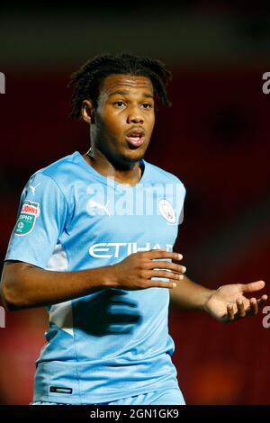 Doncaster, Regno Unito. 21 settembre 2021. Micah Hamilton #92 del Manchester City U21's a Doncaster, Regno Unito il 9/21/2021. (Foto di ben Early/News Images/Sipa USA) Credit: Sipa USA/Alamy Live News Foto Stock