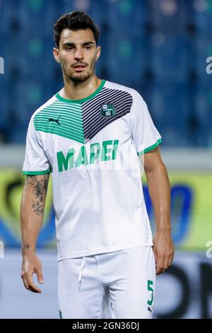 Bergamo, Italia. 21 settembre 2021. KAAN Ayhan (Stati Uniti Sassuolo) nel corso di Atalanta BC vs US Sassuolo, Campionato Italiano di calcio a a Bergamo, Italia, Settembre 21 2021 Credit: Independent Photo Agency/Alamy Live News Foto Stock