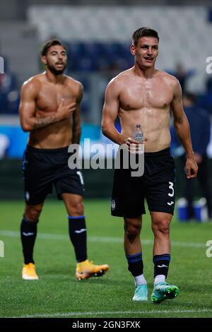 Gewiss Stadium, Bergamo, Italia, 21 settembre 2021, Joakim Maehle (Atalanta Bergamasca Calcio) e Giuseppe Pezzella (Atalanta Bergamasca Calcio) dur Foto Stock