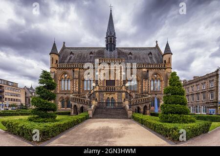 L'impressionante McManus Art Gallery & Museum a Dundee, Scozia. Foto Stock