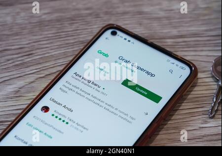 Jakarta, Indonesia-17 settembre 2021: Afferra Superapp sullo schermo del telefono il 17 settembre 2021. A Jakarta Indonesia. Foto Stock