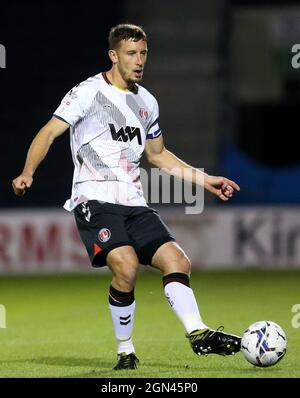 Jason Pearce di Charlton Athletic durante la partita della Sky Bet League One al Priestfield Stadium di Gillingham. Data foto: Martedì 21 settembre 2021. Foto Stock